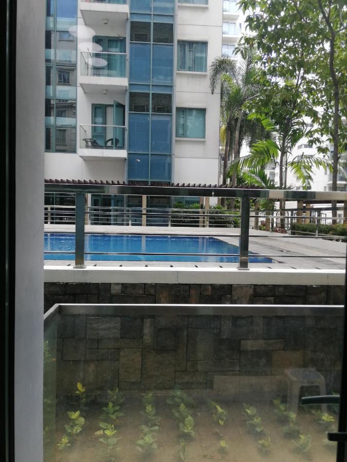 Palm Tree Two Villas Pasay Exterior foto